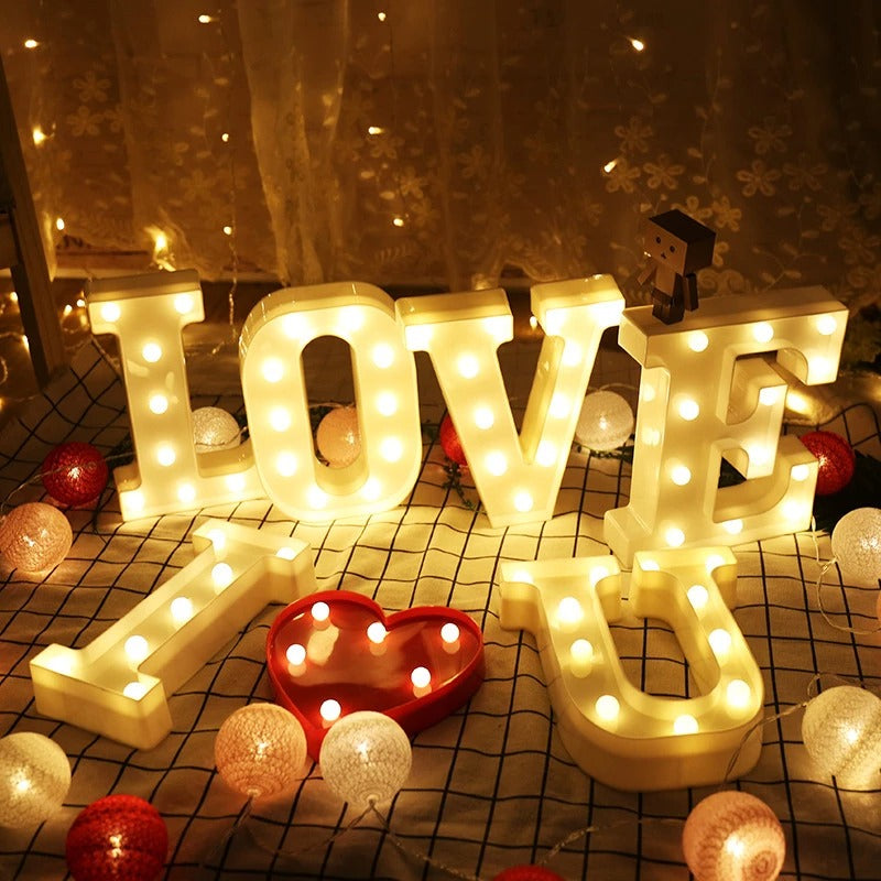 Signes lumineux de lettre de LED pour la décoration de mariage de partie à la maison
